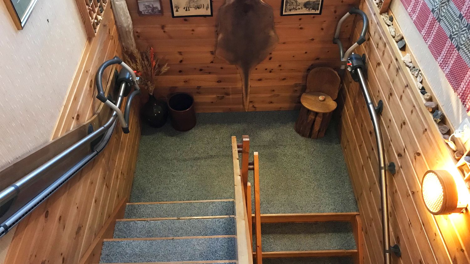 The AssiStep is a cheap and safe Stair lift alternative
